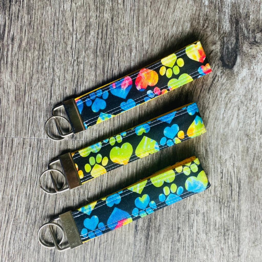 Bow Wow - Rainbow Paw Print