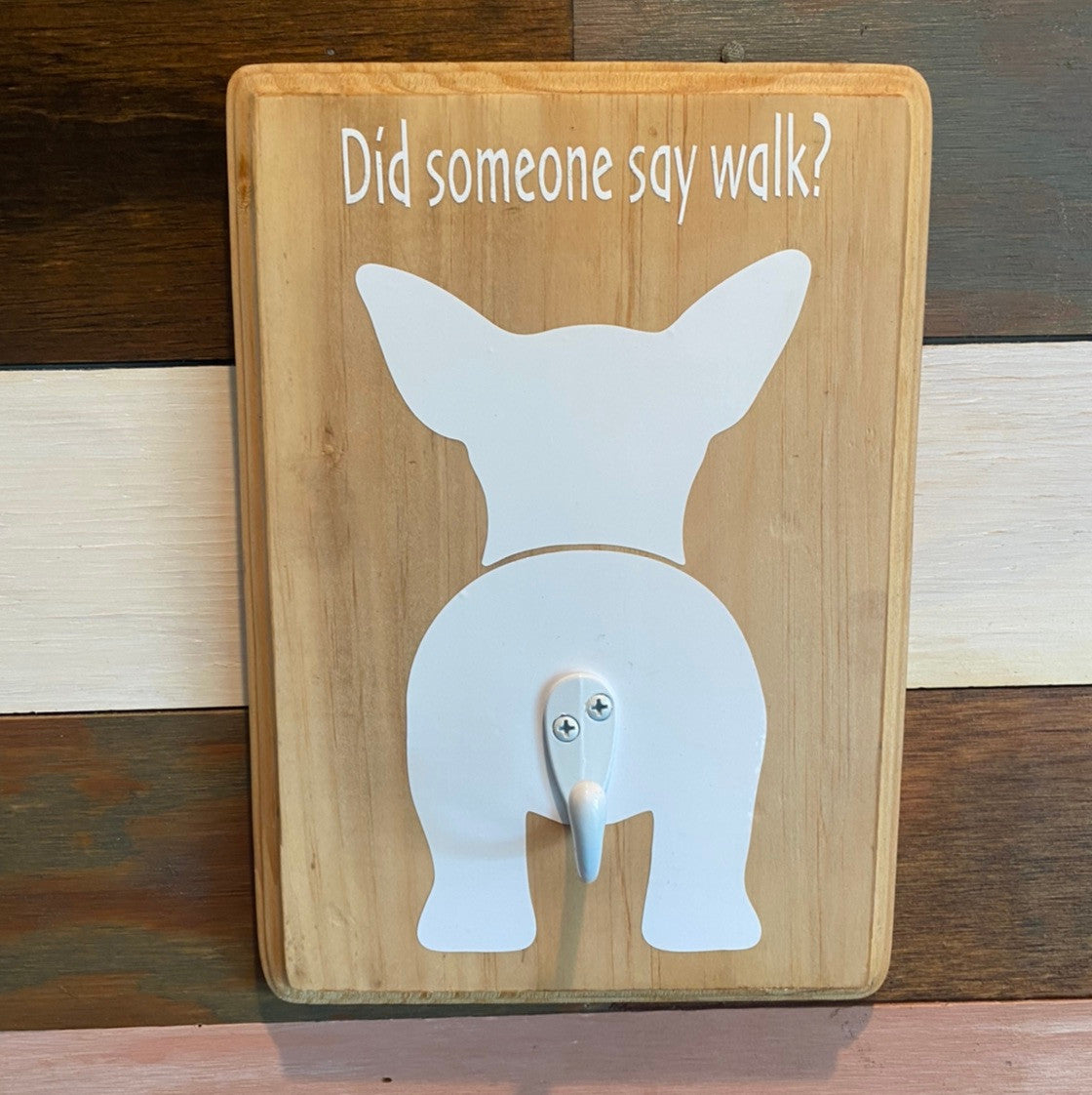 Breed Pictured: Corgi
Stain: Light - Ipswich Pine